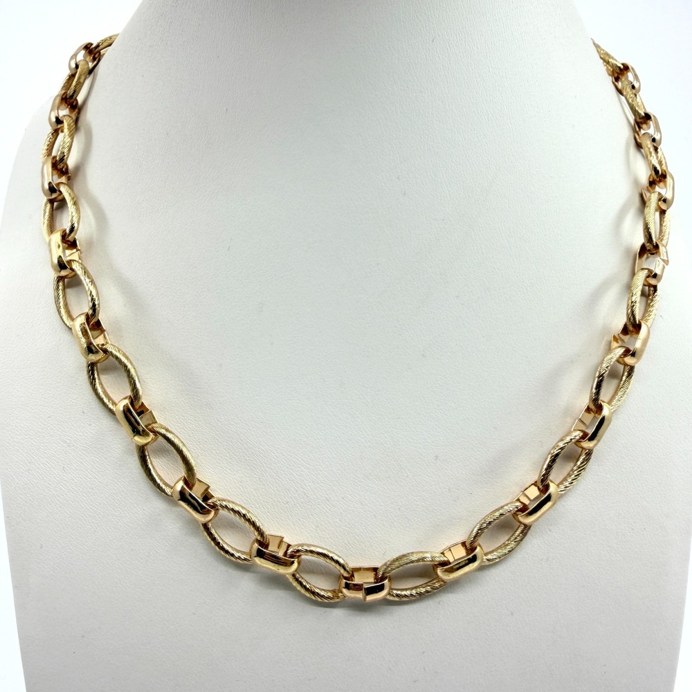 Vintage Gold Tone Textured Oval Link Collar Necklace Retro Adjustable Extender